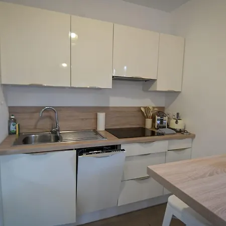 Xena - With Terrace Aspretto - By Tgb 아파트