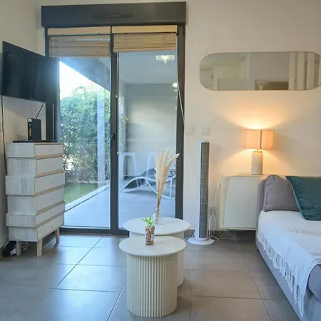 아파트 Xena - With Terrace Aspretto - By Tgb *