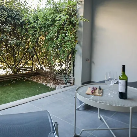 דירה Xena - With Terrace Aspretto - By Tgb אז'אקסיו