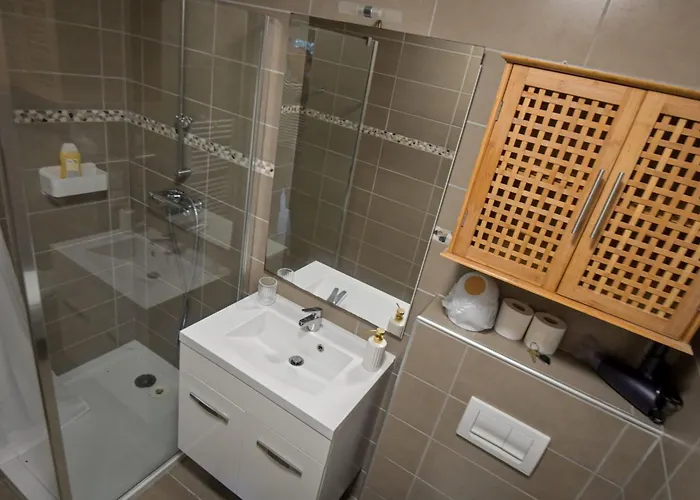 Xena - With Terrace Aspretto - By Tgb * Ajaccio (Corsica)