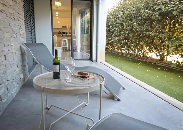 Xena - With Terrace Aspretto - By Tgb *